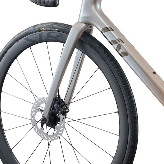 LIV Avail Advanced 0 (2026)